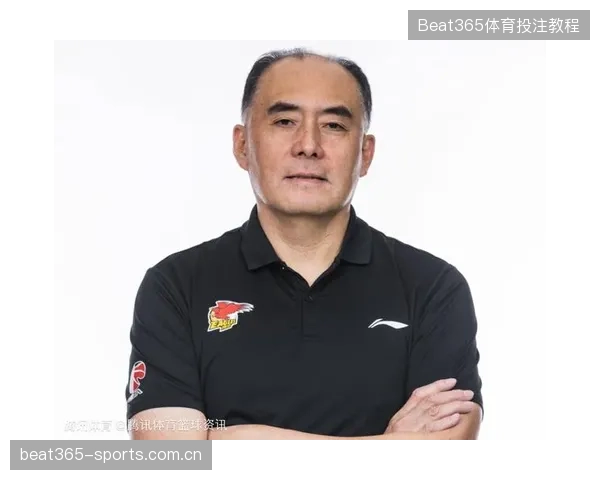 CBA辽宁队外援体能教练被列为球队功臣：背后的不为人知的付出与奇迹